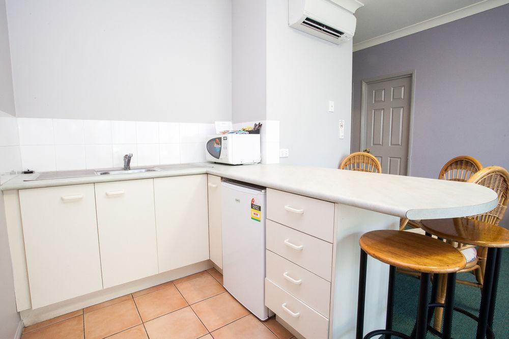 Springwood Motor Inn Экстерьер фото