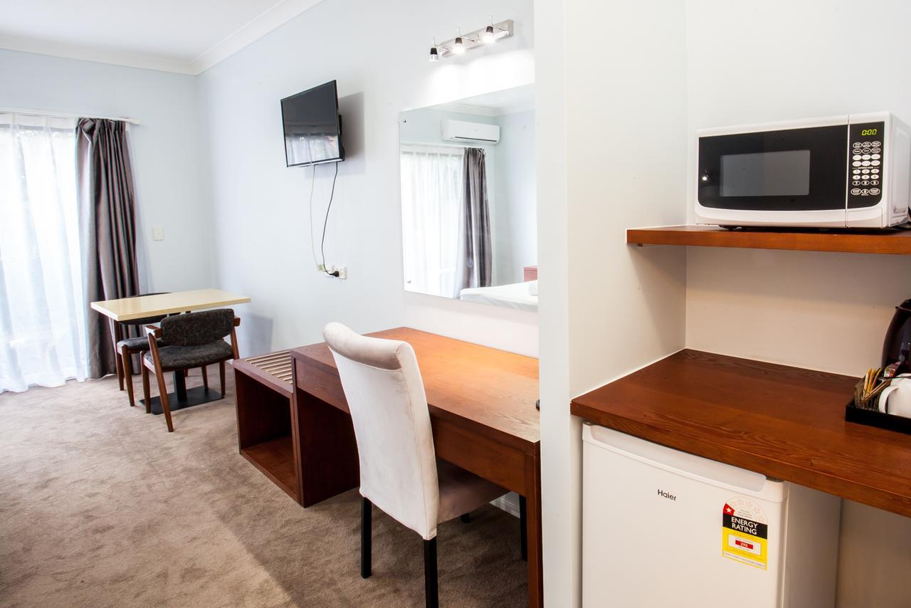 Springwood Motor Inn Экстерьер фото